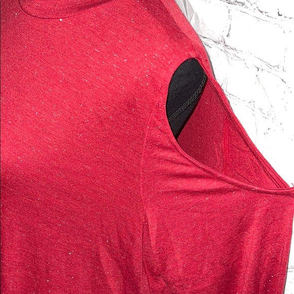 🎉SALE🎉 NWT Style & Co Shoulder Red Cut-Out 1X - Picture 2 of 16